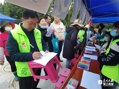 綠色新風尚 昆明市環境保護志愿服務活動進社區，環保咨詢暖人心